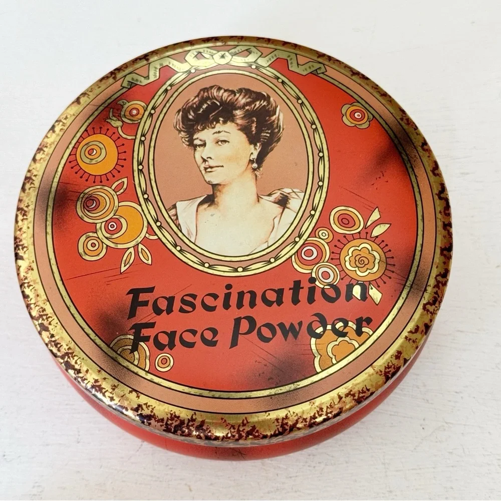 Beautiful Vintage Round Tin Fascination Face Powder Trinket Box Made in England